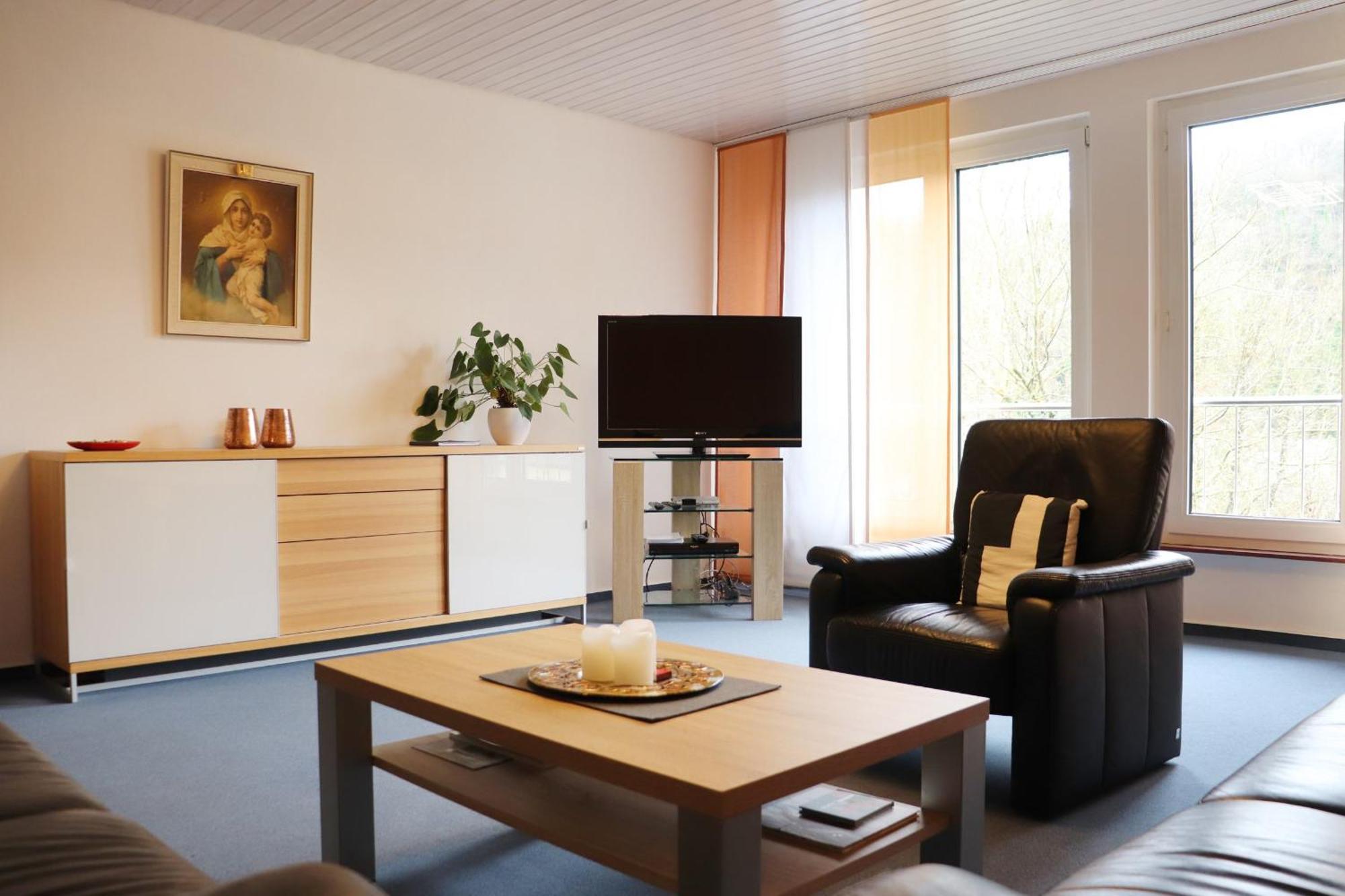 Haus St. Josef Hostel Vallendar Εξωτερικό φωτογραφία